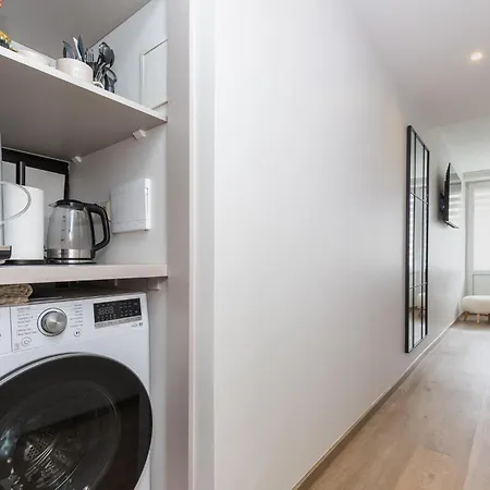 Alkos Namu Apartamentai アパート *